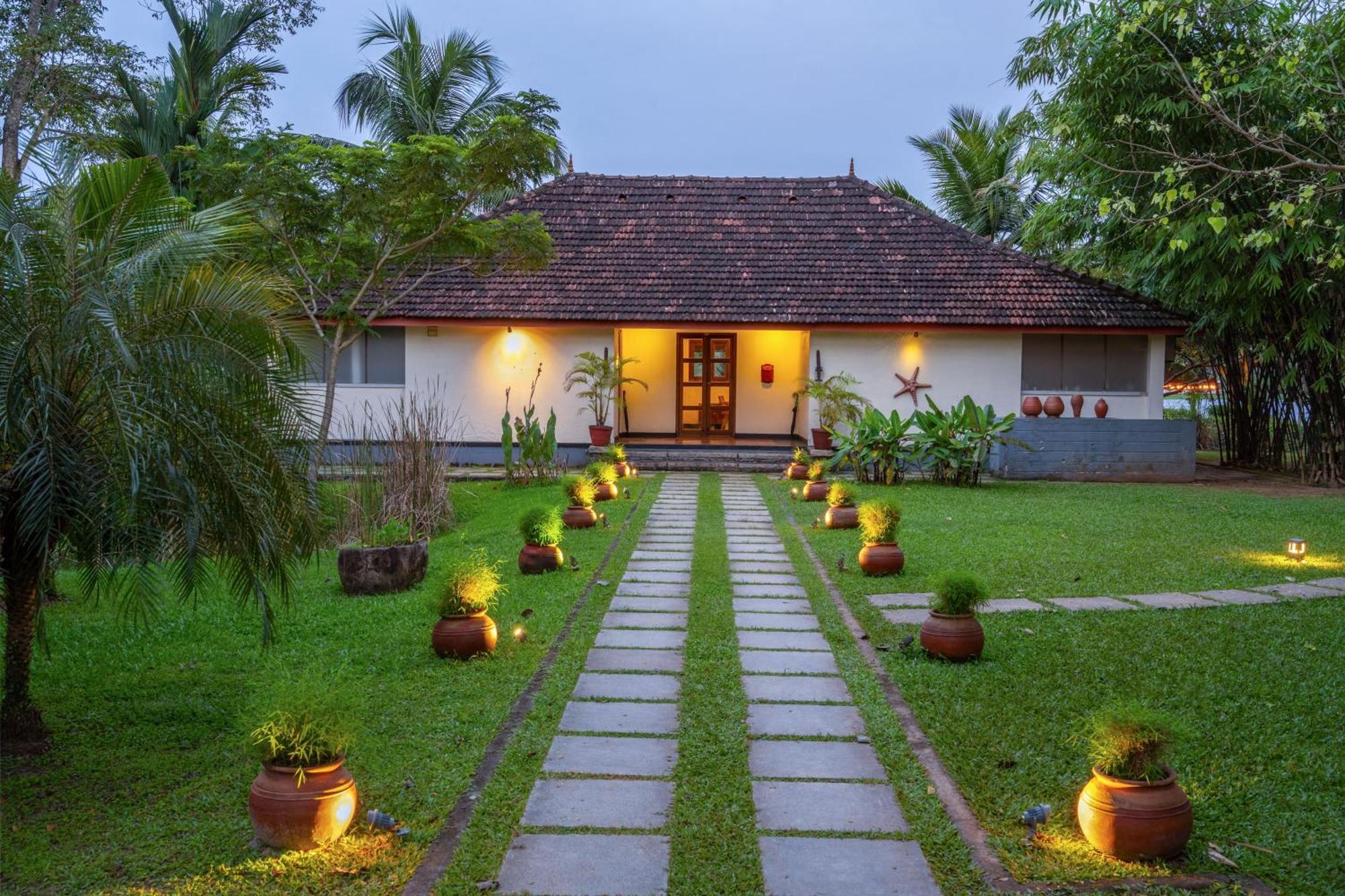 Baymaas Lake House Kochi Zewnętrze zdjęcie